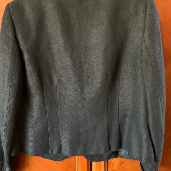 Jacket - Picture 4 of 5